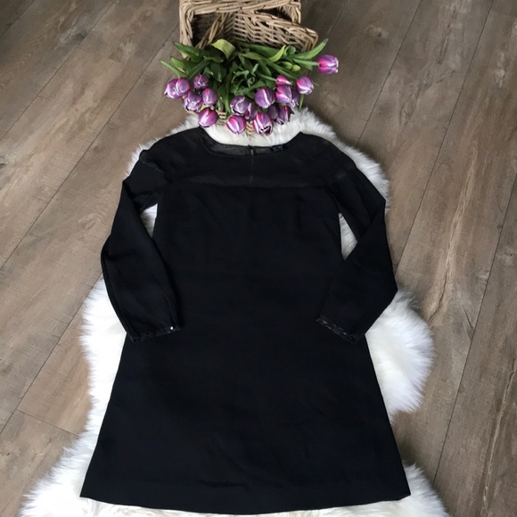 Black classic Dress. - Picture 1 of 4